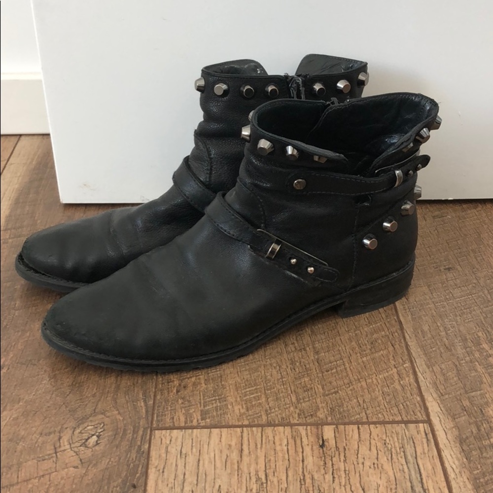 Stuart Wietzman boots